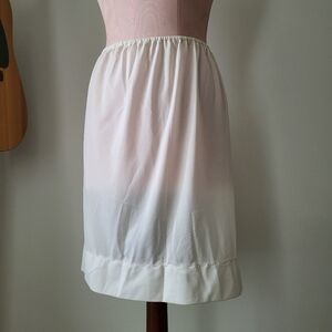 Vintage Ivory Half Slip Skirt Nylon Satin S/M